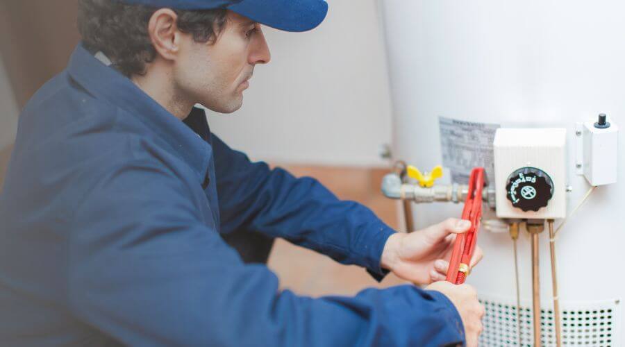 Professional Tankless Water Heater Installation in Ruthven, IA